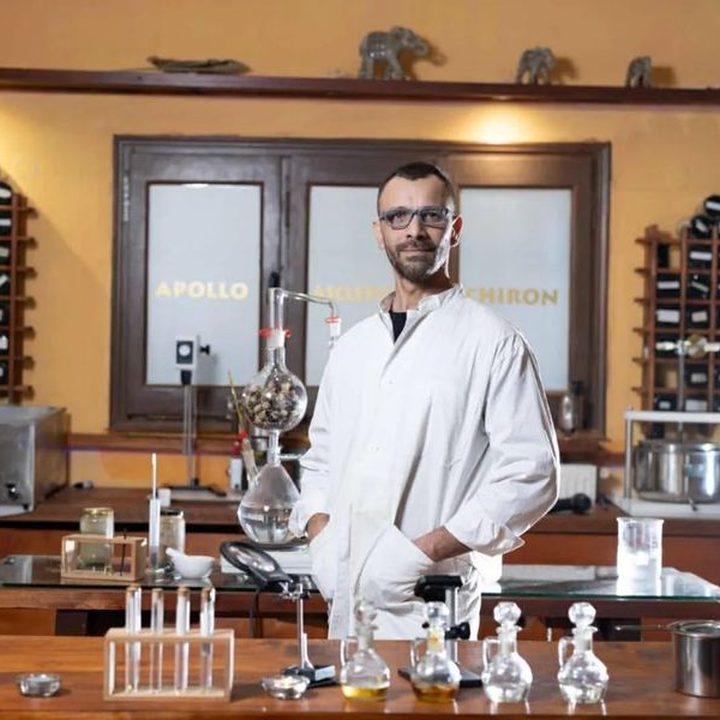Mahaon in the apothecary